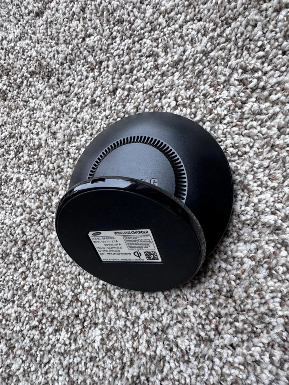 Samsung Fast Charge Wireless Charging Stand - Black (no cords )